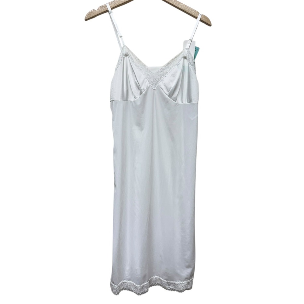 Vtg Vanity Fair White Lace Slip Dress Sz S Nightgown Lingerie Bride Coquette Y2K